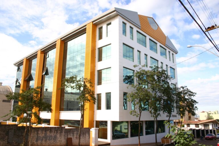 Segunda sede da Justiça Federal em Lajeado, na Rua Irmão Emilio Conrado, nº 120. (2005)