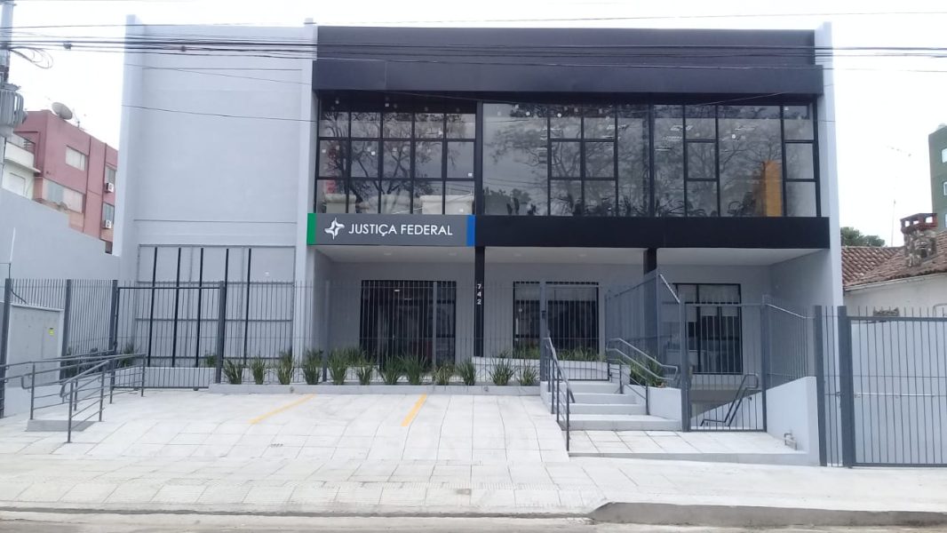 Sede atual da Justiça Federal em Santana do Livramento, Rua Silveira Martins, nº 742. (2020)
